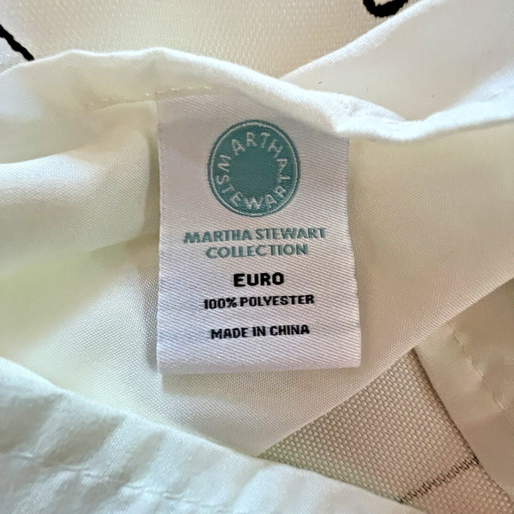 Martha Stewart Collection EURO SHAM Pillow Case 24” Set Of 2 Cream Floral Design - Picture 3 of 3